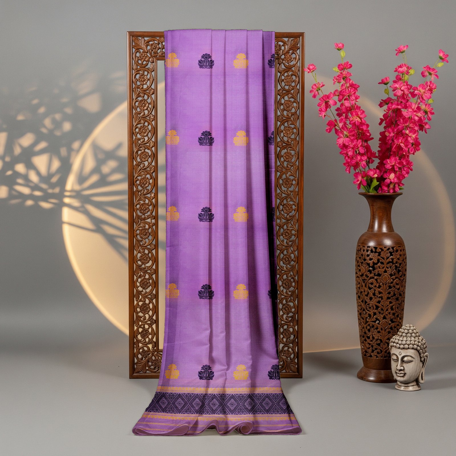 Handcrafted Silk Cotton Sador Mekhela with unstitched Blouse piece - Image 2