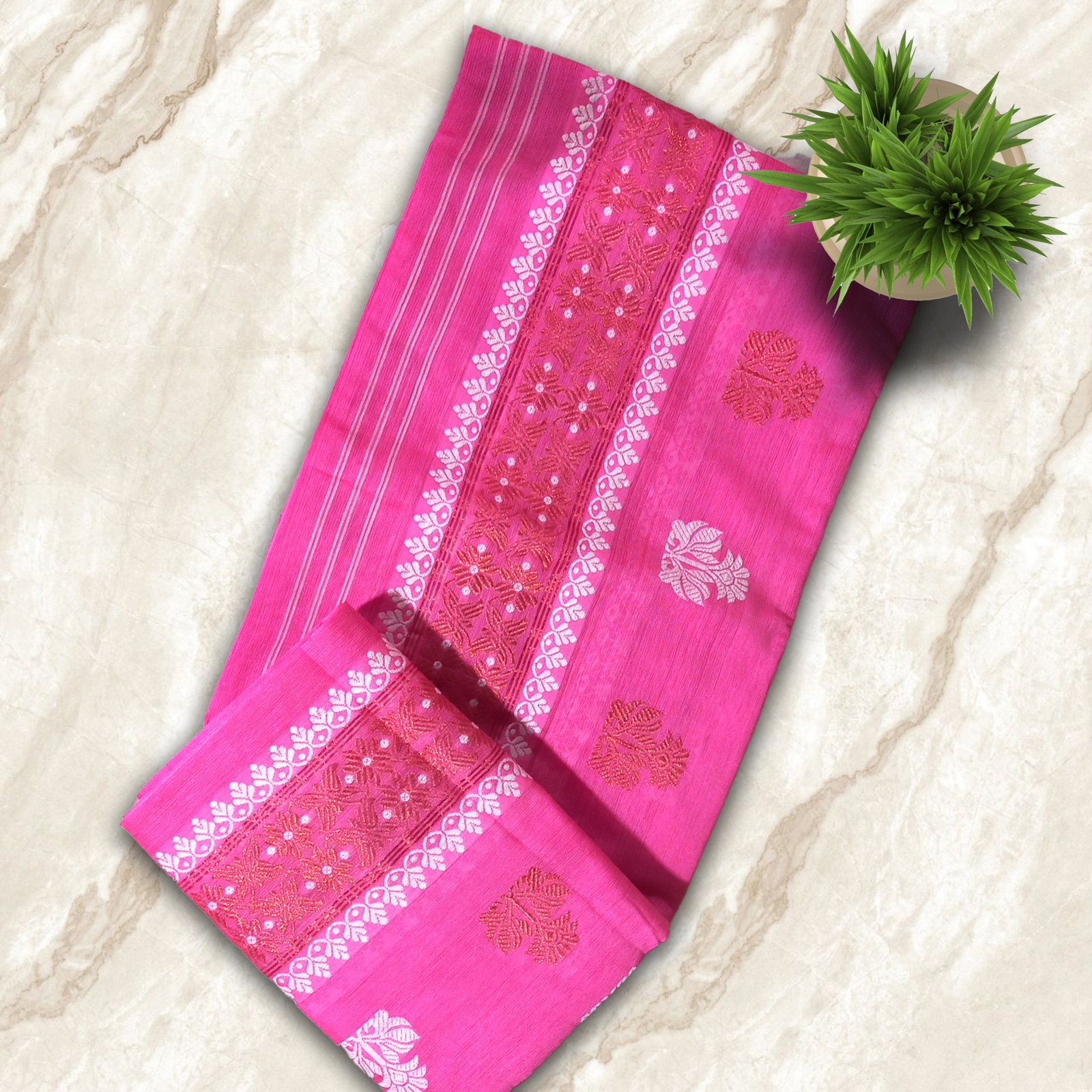 Handcrafted Silk Cotton Sador Mekhela with unstitched Blouse piece - Image 2